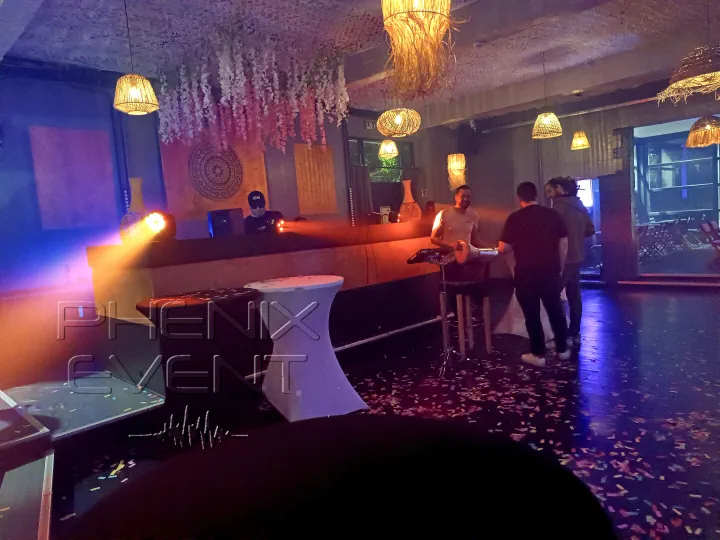 saber joue des percussions