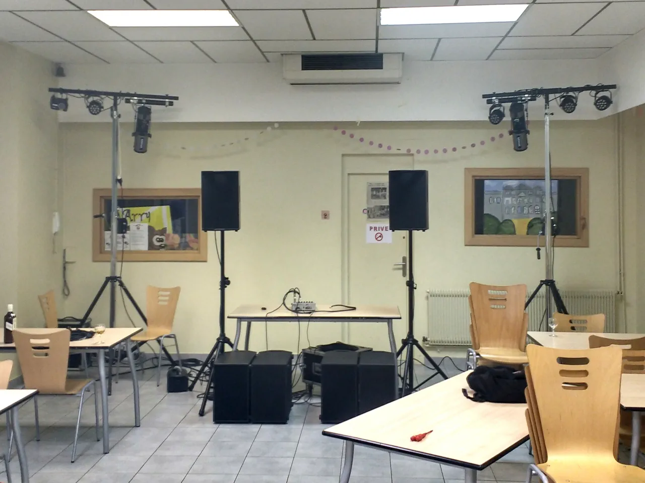 Installation complète du pack sono et lumière Phenix Event à Arry