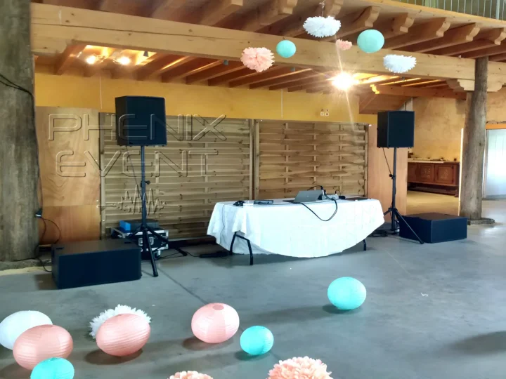 sono 2000W RMS en location installée pour un mariage au Domaine des Templiers à Glatigny