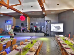 Système lumineux et vidéoprojection installés dans la salle des fêtes de Freistroff
