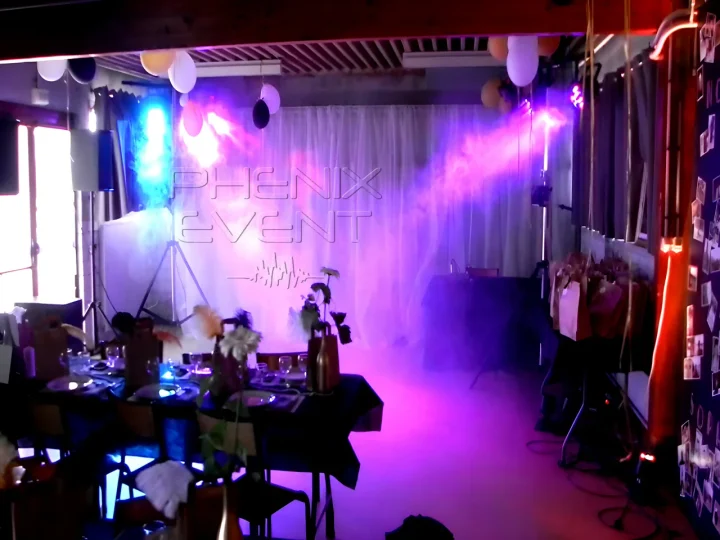sono 2000w et jeux de lumière phenix event installés, en action