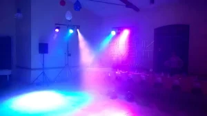 Location de jeux de lumière Pack Fête 1 et sono 1500w RMS installés pour un anniversaire à Montigny-lès-Metz