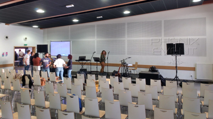 Installation d'un système de sonorisation 4000W pour un concert évangélique à la Maison de quartier du Konacker, Hayange