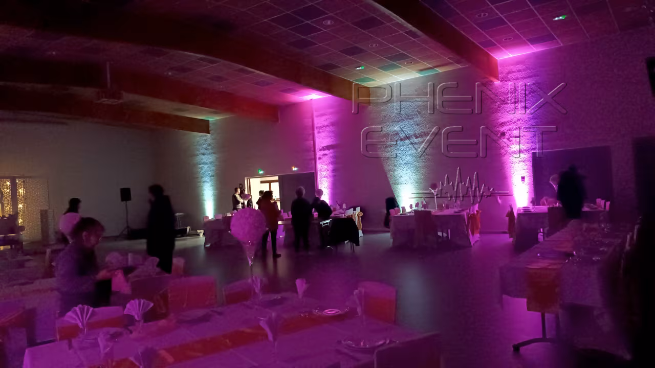 Pack deco Phenix Event installé dans la salle des fêtes de Boulange pour le mariage