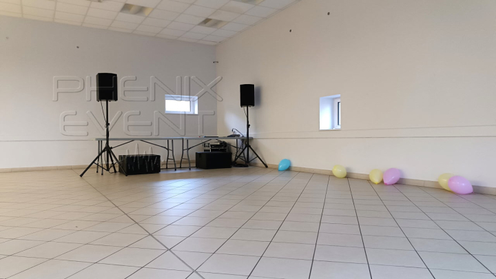 sono 1500W RMS installée dans la salle polyvalente de Condé-Northen