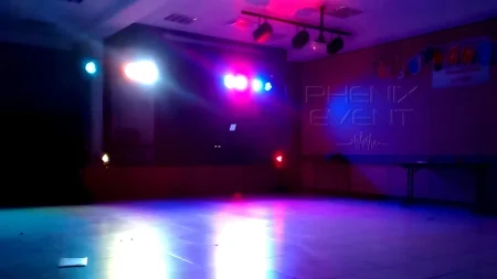 Soirée entre potes à Altviller : location d&rsquo;une sono 1500W et des projecteurs à LED