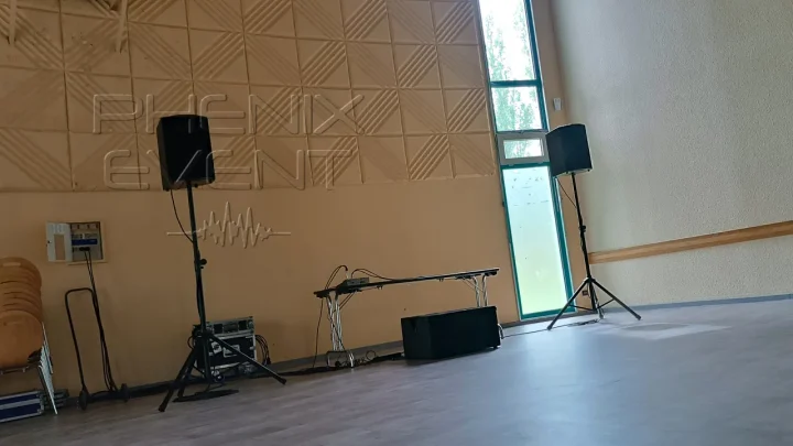 Sono 1500w vue de son profil droit au Centre Socio-Culturel de Metz Vallières