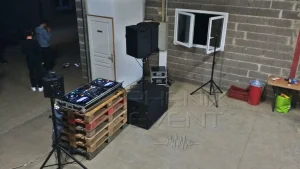 Pack sono 2200W installé dans un hangar pour un anniversaire à Norroy-le-Veneur