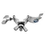 le dessous d'un demi coupleur global truss 812 easy en position ouverte
